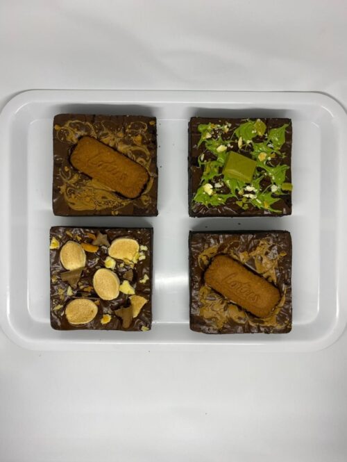 brownies tampak atas Lotus Mini Fudgy Brownie